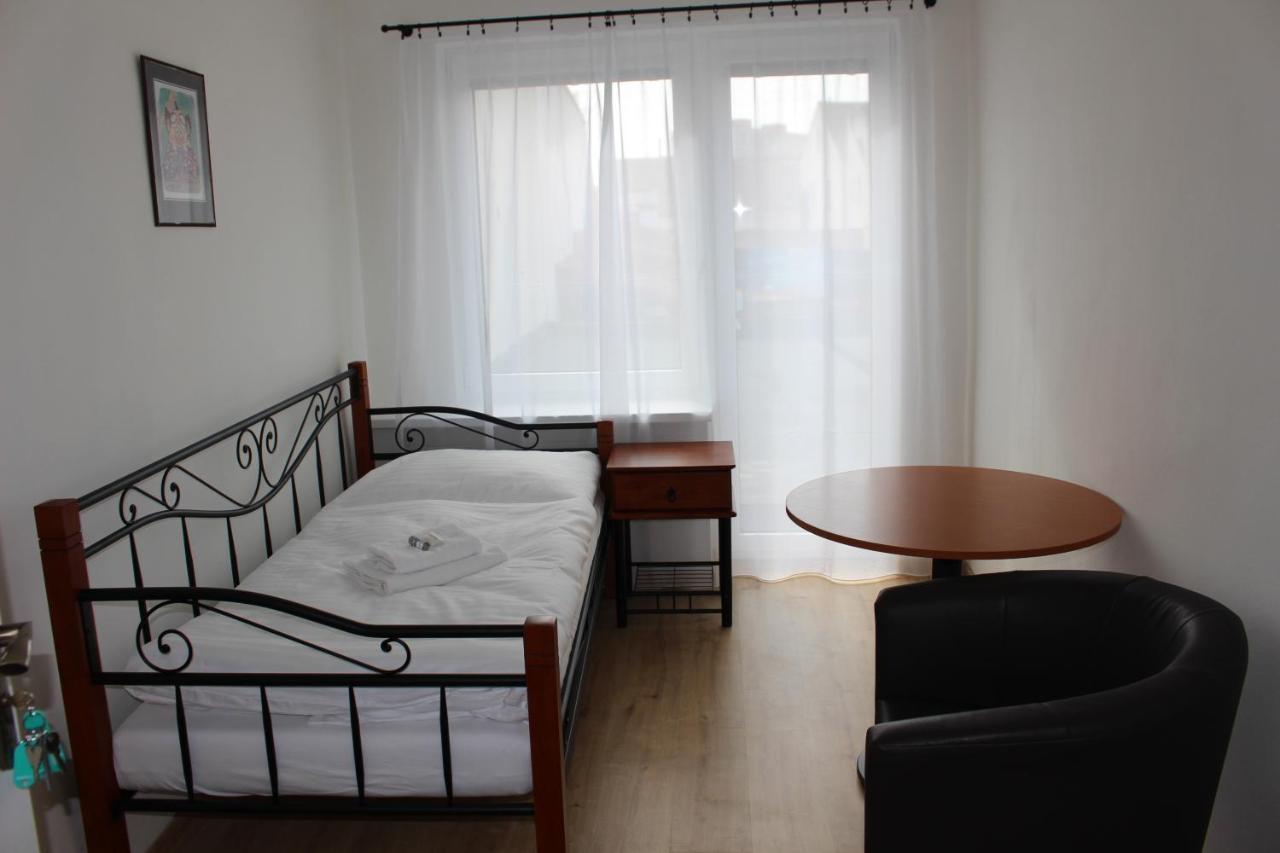 Hotel Cerny Kun Louny Kültér fotó